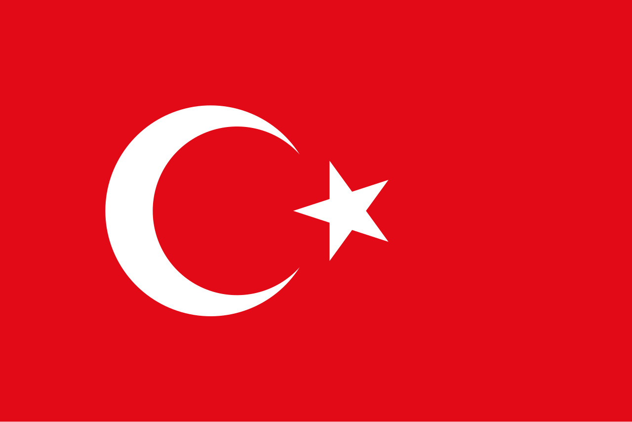 Von David Benbennick (original author) - Turkish Flag Law (Türk Bayrağı Kanunu), Law nr. 2893 of 22 September 1983. Text (in Turkish) at the website of the Turkish Historical Society (Türk Tarih Kurumu), Gemeinfrei, https://commons.wikimedia.org/w/index.php?curid=348909